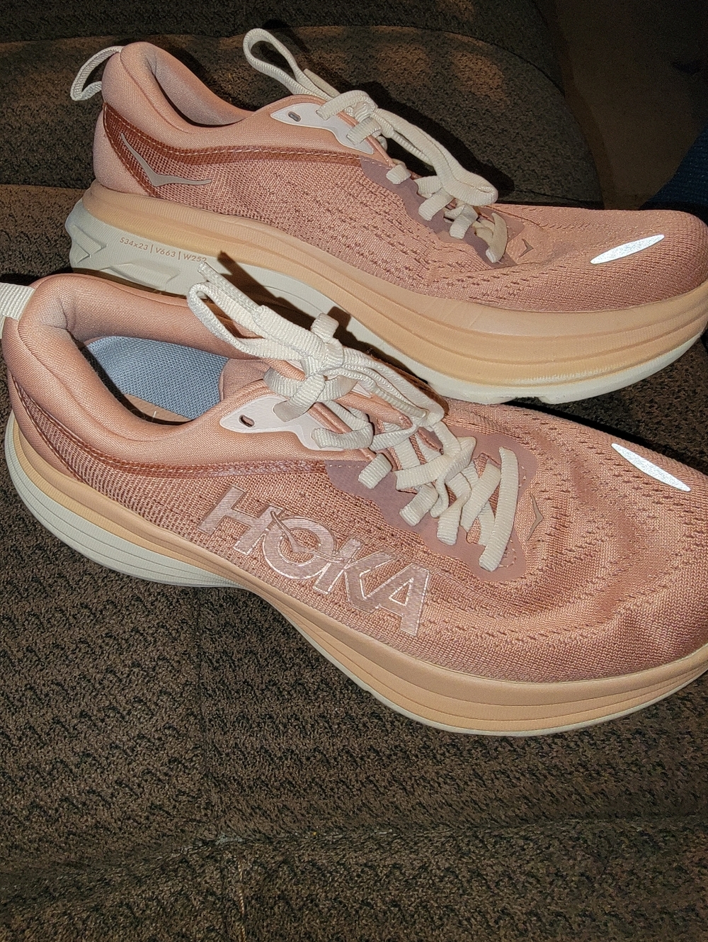 Hoka BONDI 8 Women's Peach/Pink Running Sneakers - Picture 2 of 13
